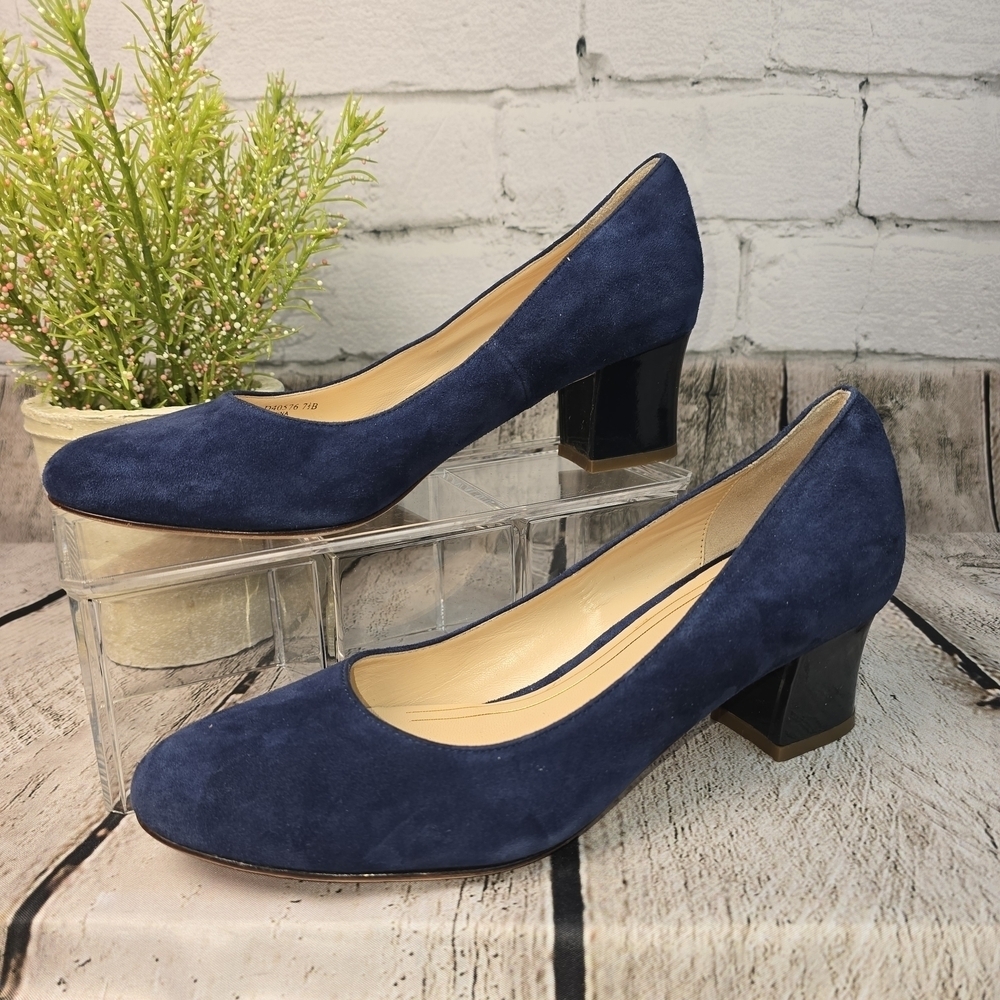 COLE HAAN NAVY SUEDE PUMPS BLOCK HEEL ROUND TOE WOMENS 7.5 EUC